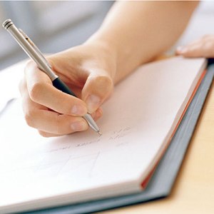 hand-journal-diabetes-400x400